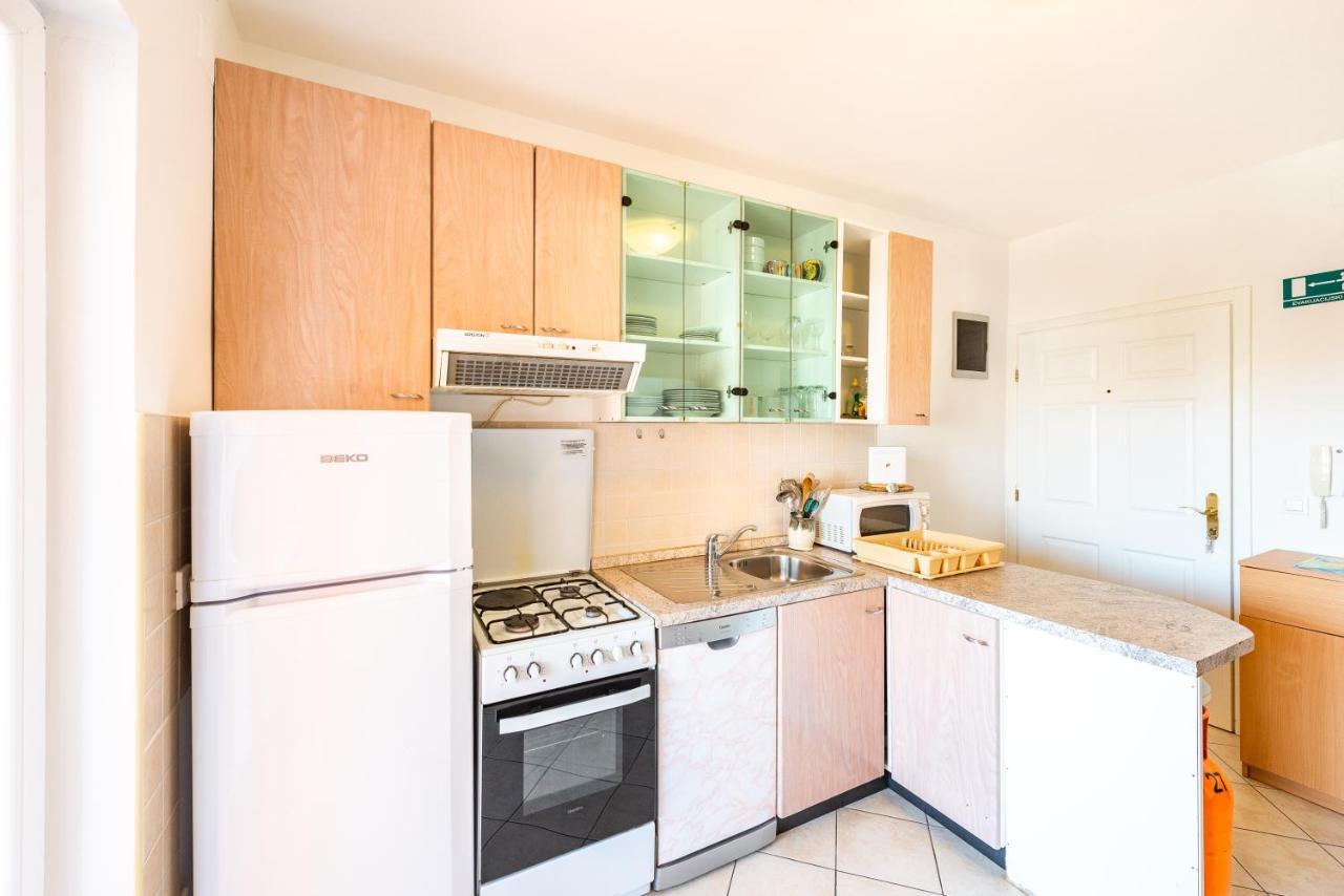 Apartment Damir Новаля Екстер'єр фото